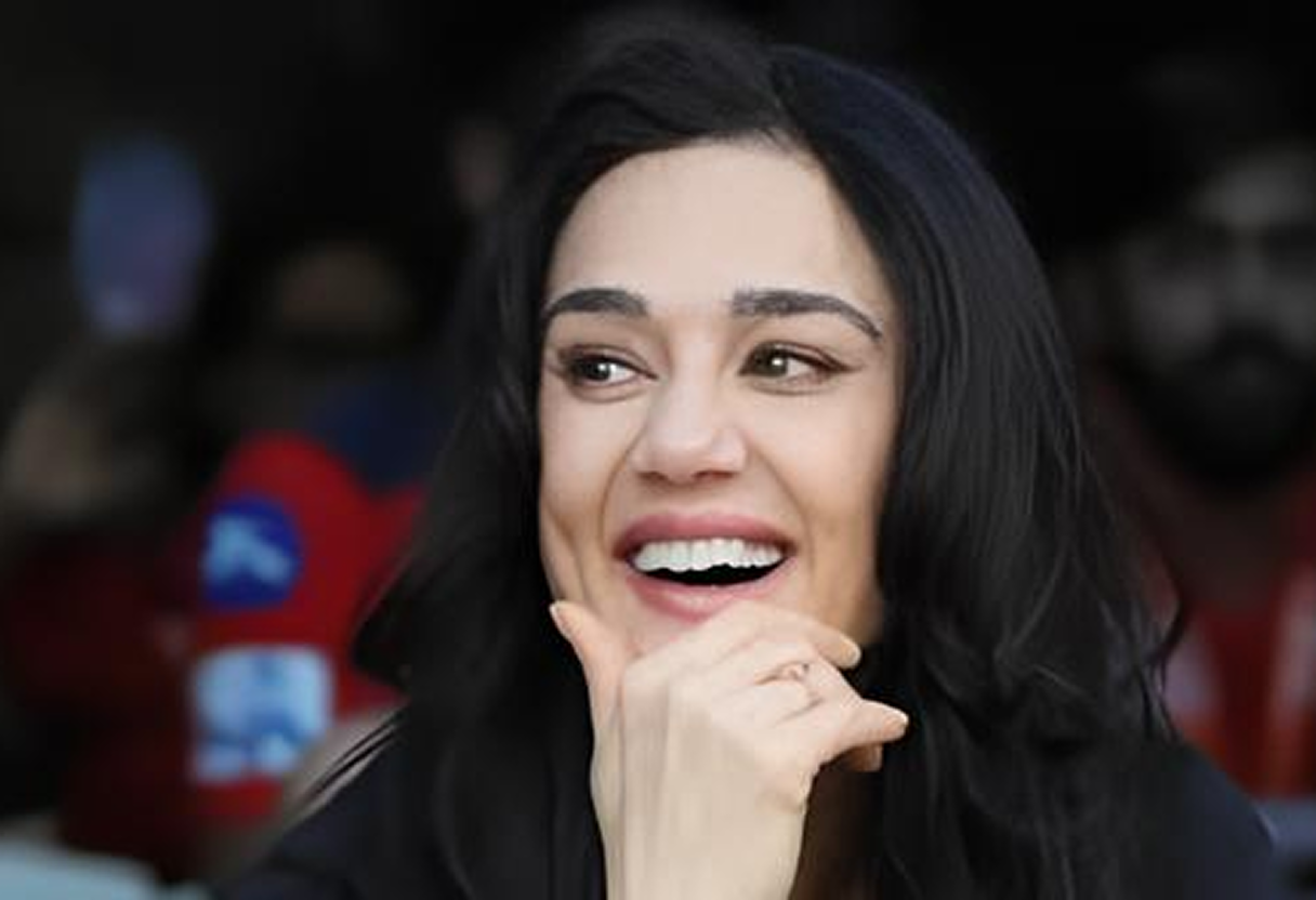 Preity Zinta Sells Bandra Apartment for ₹18.5 Crore