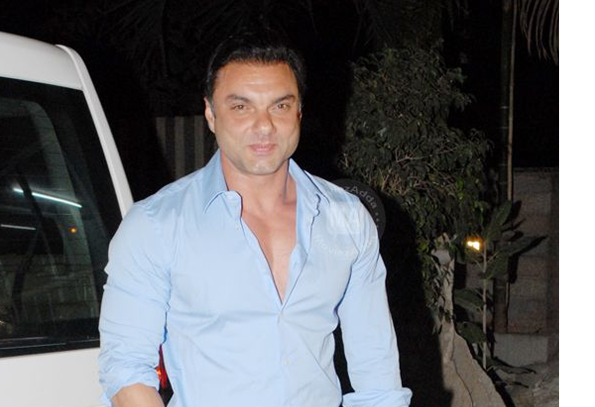 Sohail Khan Andheri West office property sale Arc One Mumbai